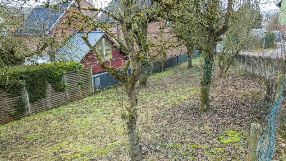  Grundst�ck Hahnst�tten