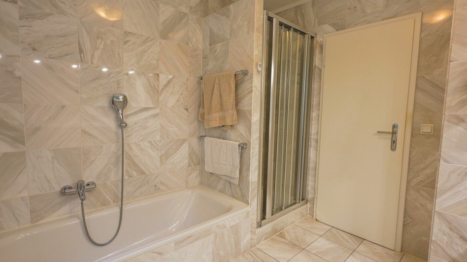 Badezimmer Wohnung Bad Schwalbach